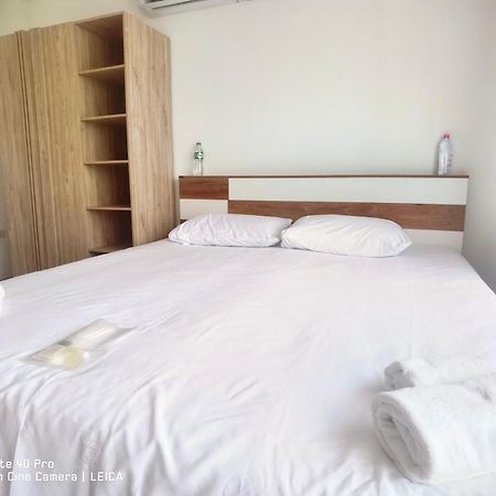 Отель 115 Townhouse Ban Khlong Krang Экстерьер фото