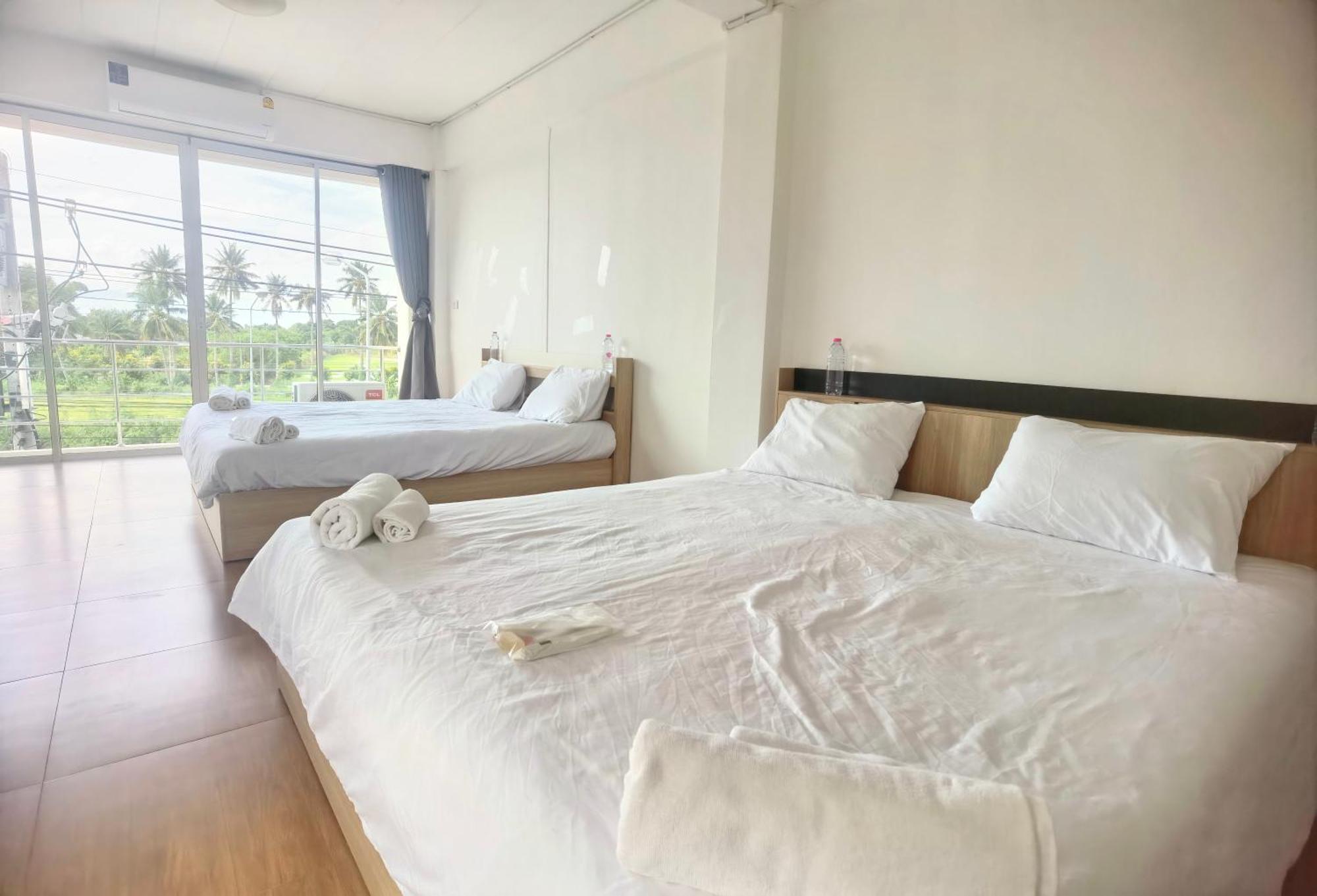 Отель 115 Townhouse Ban Khlong Krang Экстерьер фото