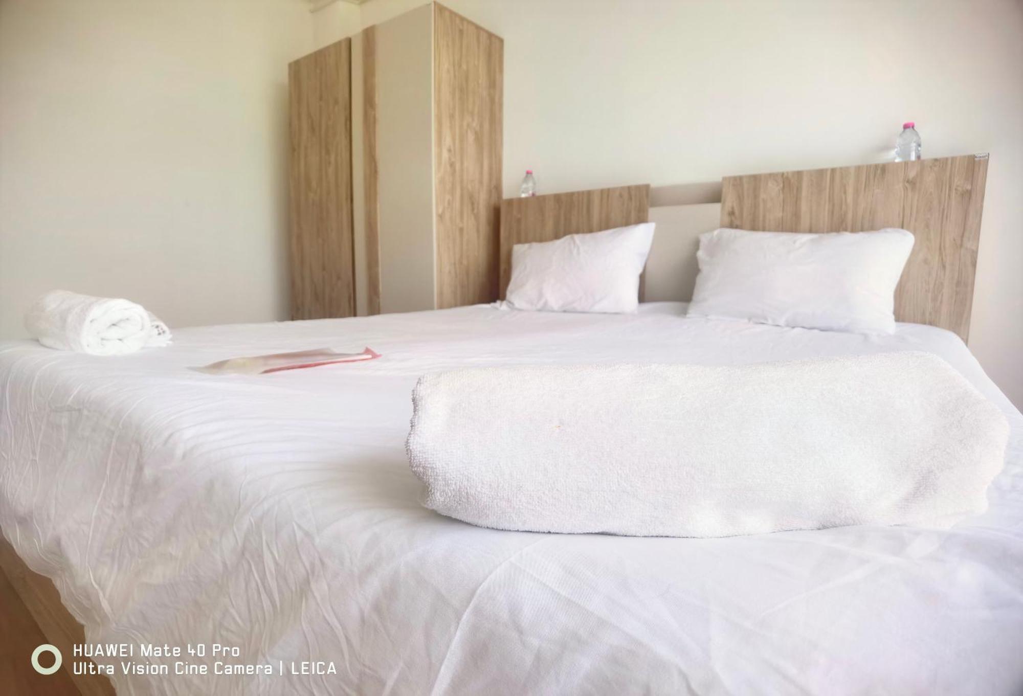 Отель 115 Townhouse Ban Khlong Krang Экстерьер фото